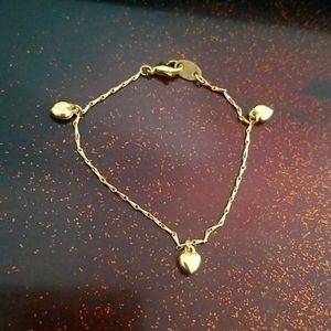 NR Stamped Gold Heart Bracelet